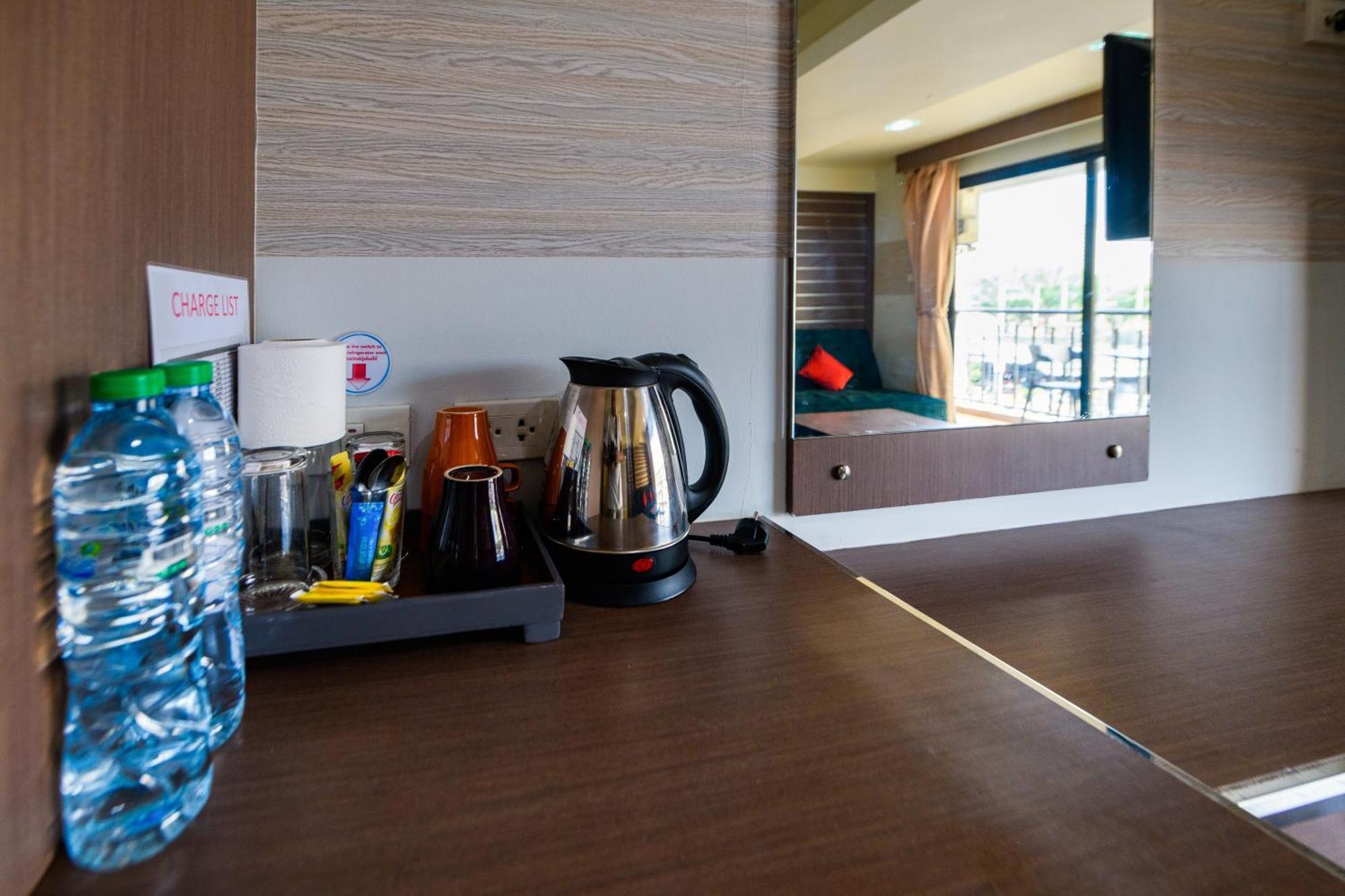 Scandia Beach Hotel Pantai Jomtien Bilik gambar