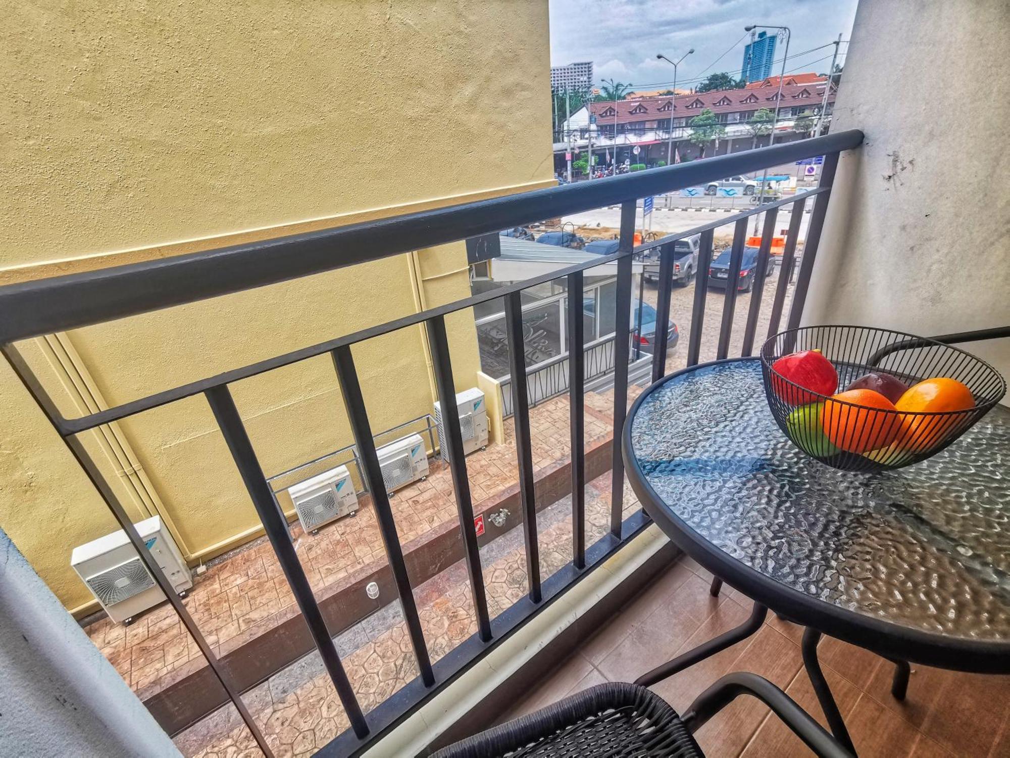 Scandia Beach Hotel Pantai Jomtien Bilik gambar