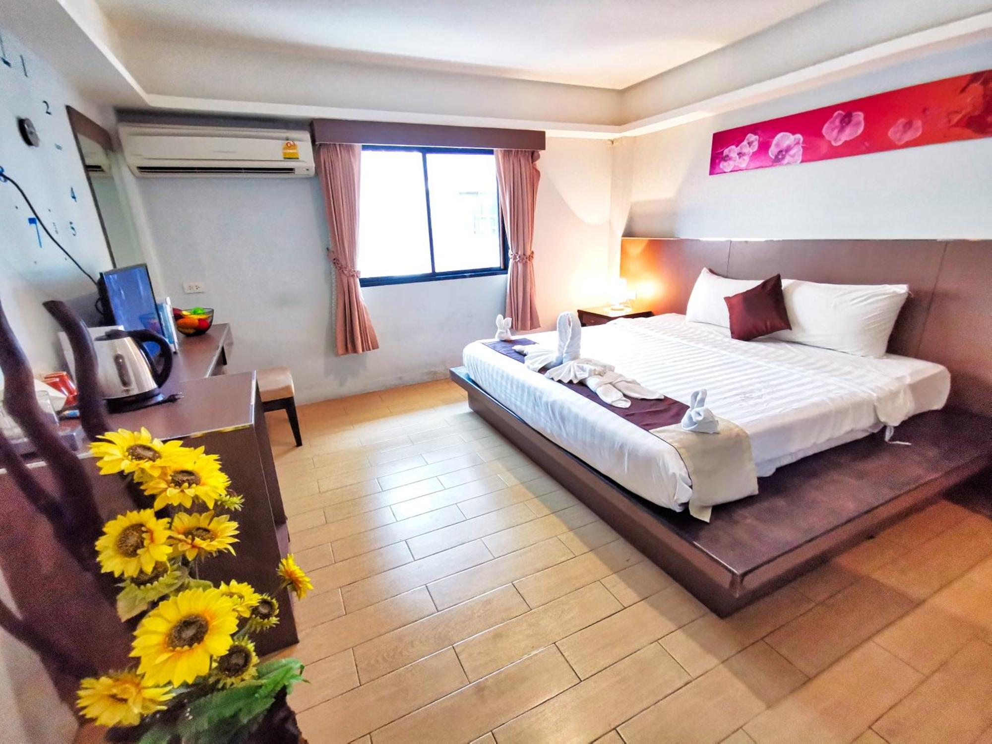 Scandia Beach Hotel Pantai Jomtien Bilik gambar